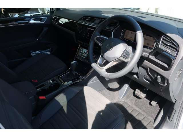 ゴルフトゥーランTSI ハイライン