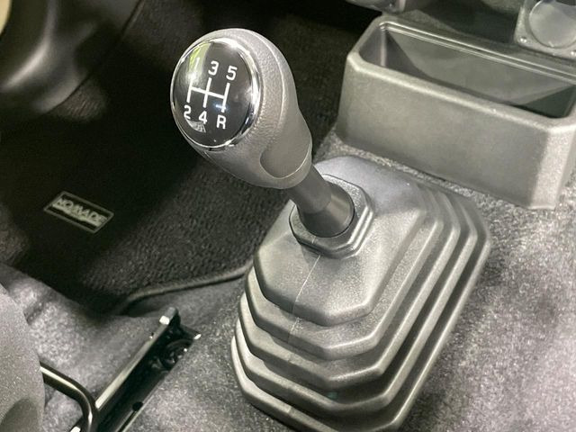 ジムニーノマド1.5 FC 4WD