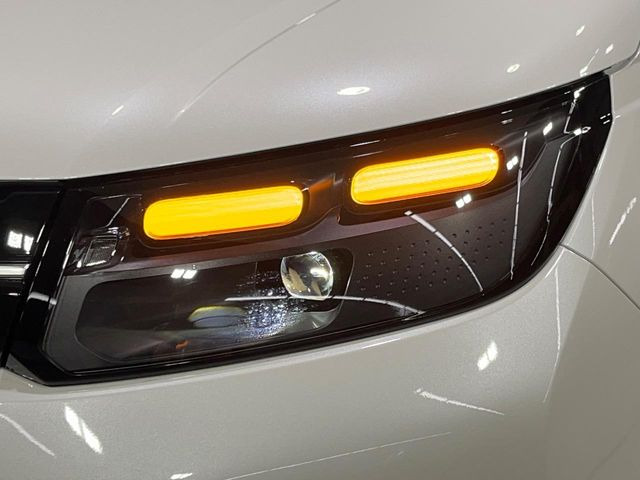 �yLED�w�b�h���C�g�z���V����ԑ��s�����ǍD�Ȏ��E���m�ۂ����S���ĉ^�]�ł��鍂�P�xLED�w�b�h���C�g�𑕔�!�_�����x�������A����d�͂��}�����Ă��܂��B