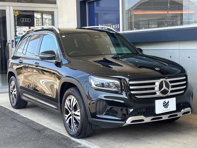 ●無料付帯の保証の他、安心の最長3年・走行無制限保証(有償)をご用意。輸入車を安心してお楽しみいただける様、保証内容も充実はもちろん、無料点検&オイル交換やロードサービスも付帯しております。