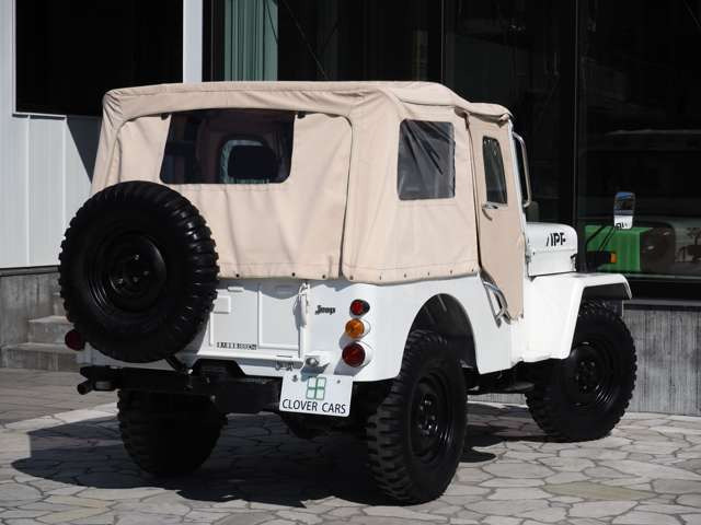 悪天候の際でも、明るく暖かいガレージもございますので、ゆっくりとご覧頂けます♪