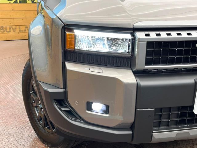 �yLED�w�b�h���C�g�z���V����ԑ��s�����ǍD�Ȏ��E���m�ۂ����S���ĉ^�]�ł��鍂�P�xLED�w�b�h���C�g�𑕔�!�_�����x�������A����d�͂��}�����Ă��܂��B