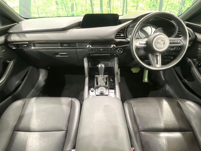 MAZDA3ファストバック1.8 XD Lパッケージ