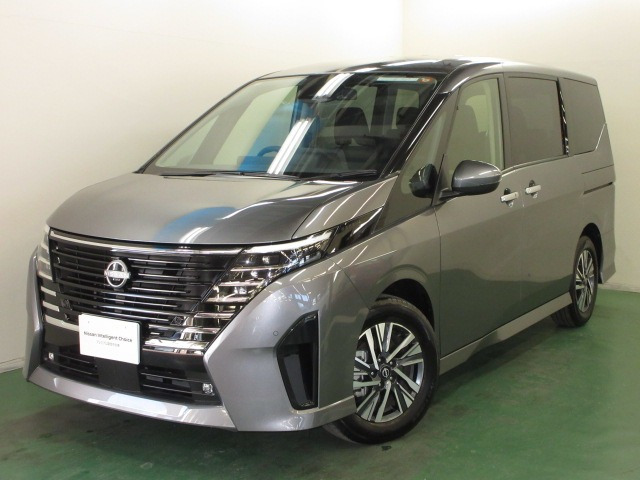 セレナ1.4 e-POWER ハイウェイスターV