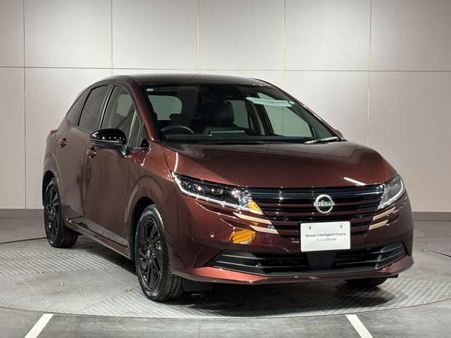 ノート1.2 X FOUR 90周年記念車 4WD