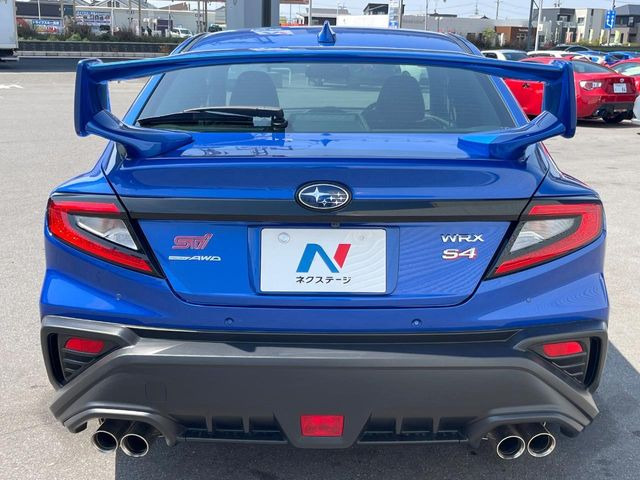 安心の最長10年・走行無制限保証(有償)をご用意。保証内容も充実はもちろん、無料点検&オイル交換や、年中無休の全国・24時間ロードサービスも付帯されておりますのでご安心下さい。