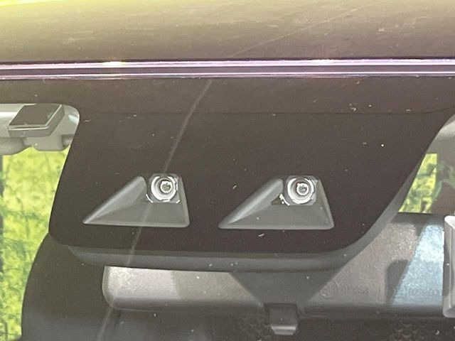 �y�X�}�[�g�A�V�X�g�z���s���ɑO���̎ԗ�����F�����A�Փ˂������Ȏ��͌x��ƃu���[�L�ŏՓˉ���Ɣ�Q�y�����A�V�X�g�B�����S�Ƀh���C�u�����y���݂��������܂��B