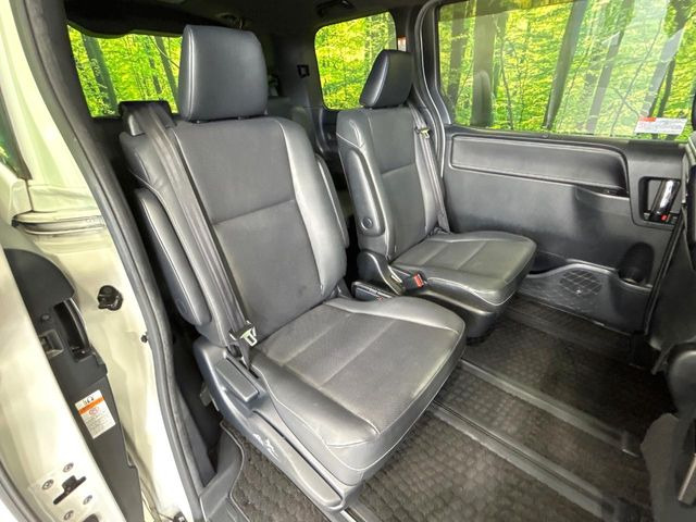 ���ڒ����̓E�H�[�N�X���[�ƂȂ��Ă���܂��B���ڂƎO��ڂ̈ړ�����~�肪�Ƃ��Ă��y�ɂȂ�̂ŁA���~��̍ۂ��X�g���X�������邱�Ƃ͂���܂����