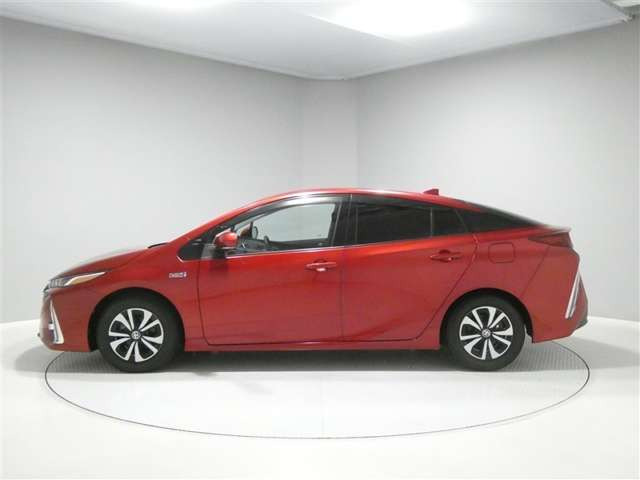 プリウスPHV1.8 S