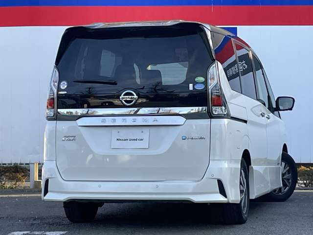 セレナ1.2 e-POWER ハイウェイスターV