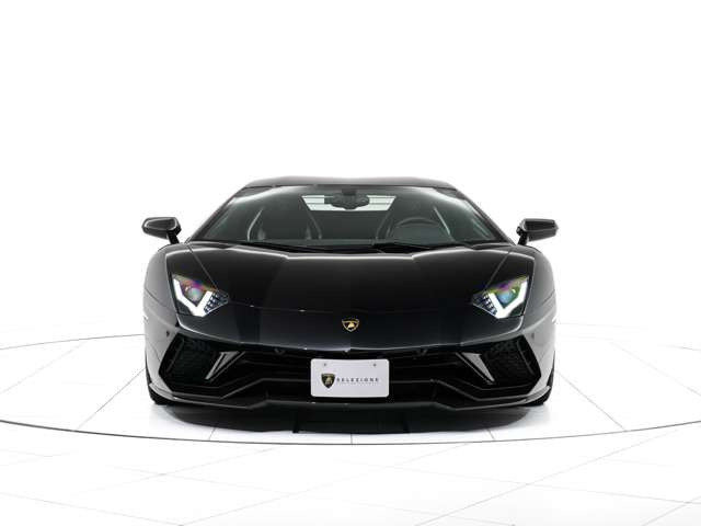 アヴェンタドールS 4WD