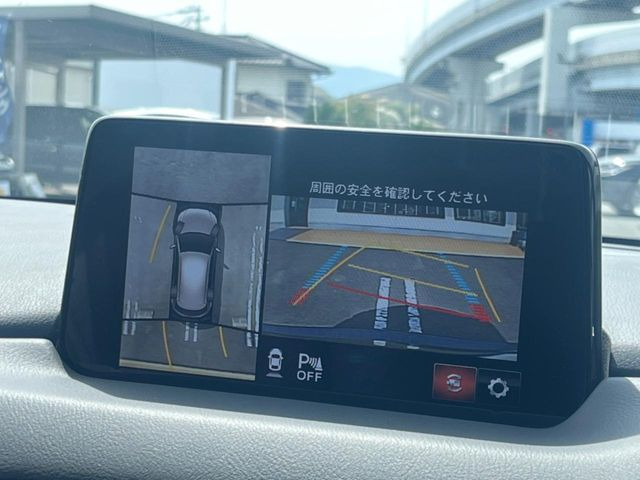 �y360&deg;�r���[���j�^�[�z��p�̃J�����ɂ��A�ォ�猩���낵���悤�Ȏ��_��360�x�N���}�̎��͂��m�F���邱�Ƃ��ł��܂������p�������m�F���₷���A�����ꏊ�ł̐؂�Ԃ��⒓�Ԃ��X���[�Y�ɍs���܂��B