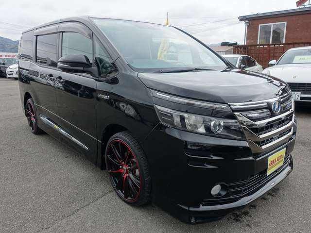 ヴォクシー1.8 ハイブリッド V