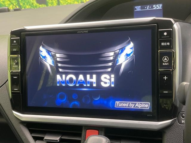 �y�����i�r�z�l�C�̏����i�r�𑕔����Ă���܂��B�i�r�̎g���₷���͂������A�I�[�f�B�I�@�\���[��!�L�����v�◷�s�͂������A�ʋ΂┃�����ȂǕ��i�̃h���C�u���y�����Ȃ�͂���