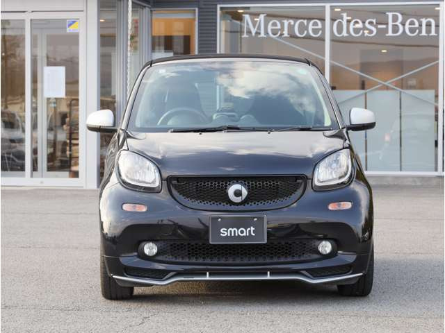 スマートフォーツークーペブラックシルバー エディション ツイナミック