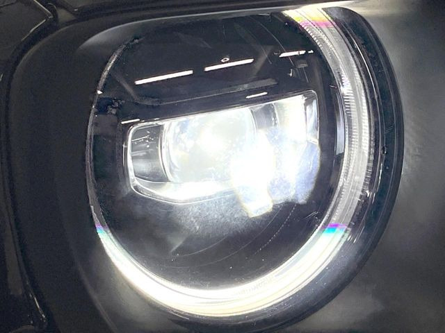 ��LED�w�b�h���C�g:��ԑ��s�����ǍD�Ȏ��E���m�ۂ����S���ĉ^�]�ł��鍂�P�xLED�w�b�h���C�g�𑕔�!�_�����x�������A����d�͂��}�����Ă��܂��B