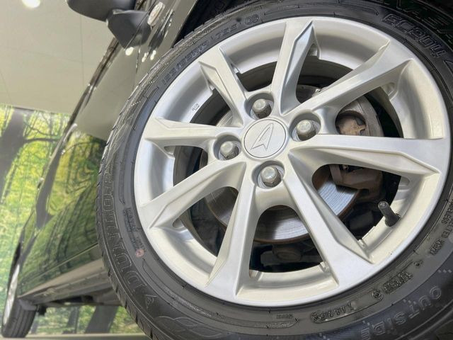 �y����14�C���`�A���~�z�C�[���z�O�ςɃ}�b�`���������A���~�z�C�[���𑕒����Ă���܂��B�e��ЊO�A���~�z�C�[����A�X�^�b�h���X�^�C�����戵�����Ă���܂��B���񂲑��k����������