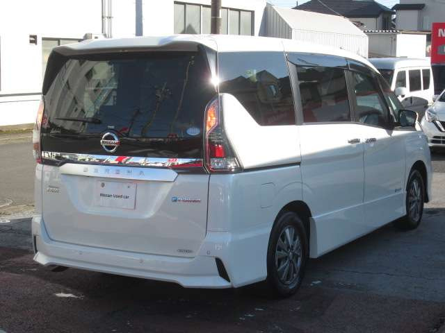 セレナ1.2 e-POWER ハイウェイスターV