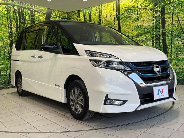 高透明度のガラス皮膜で撥水はもちろん、上質なツヤ・光沢を実現。紫外線や酸性雨から大切な愛車を保護し、色あせ・劣化を防止。「弾スプラッシュコート」、「弾プリミッサコート」からお選びいただけます。