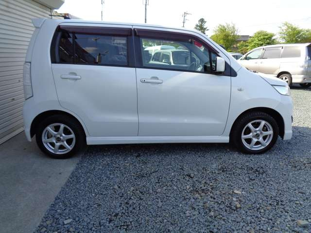 お問い合せはフリーダイヤルでお気軽にどうぞ!0066-9711-502041携帯からもOK!頭金無しでのオートローンも取り扱いさせて頂いています!ぜひご検討下さい☆