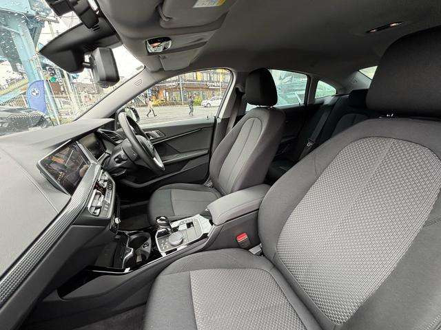 2シリーズグランクーペ218i プレイ