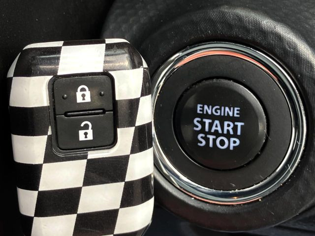 �y�L�[���X�X�^�[�g�V�X�e���z�J�o����|�P�b�g�ɓ��ꂽ�܂܂ł��h�A�̎{���E�������\�ȃX�}�[�g�L�[�𑕔��B�G���W���̃I���E�I�t�����J�M�����o���K�v����������Ƃ��Ă��֗��ł���