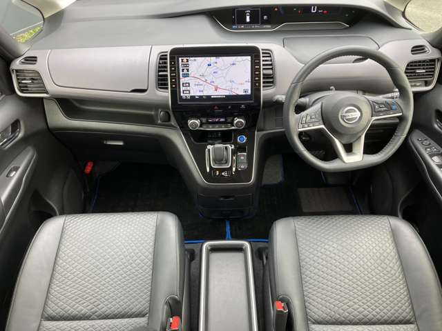 セレナ1.2 e-POWER ハイウェイスターV