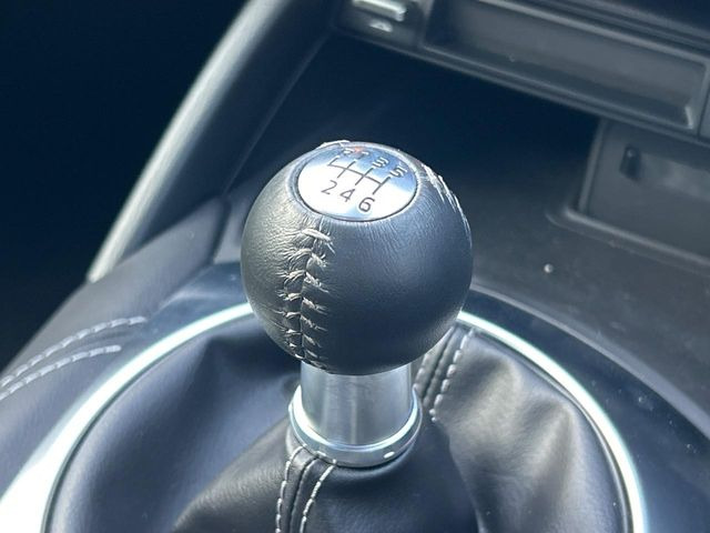 【フロア6速MT】走りの6速MT!!スポーティーな走行をお楽しみいただけます♪