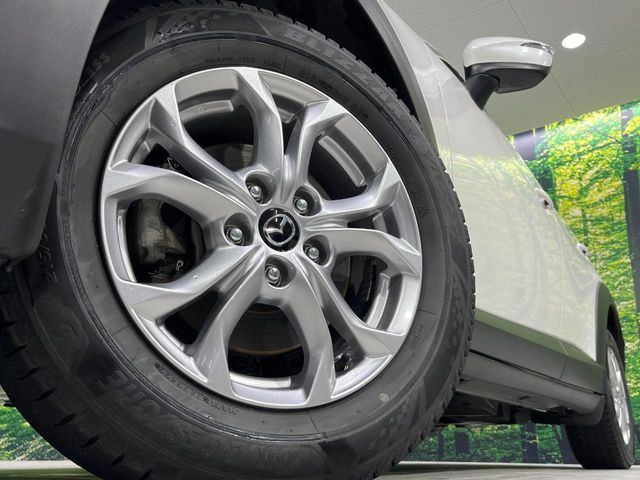 �y����16�C���`�A���~�z�C�[���z�O�ςɃ}�b�`���������A���~�z�C�[���𑕒����Ă���܂��B�e��ЊO�A���~�z�C�[����A�X�^�b�h���X�^�C�����戵�����Ă���܂��B���񂲑��k����������