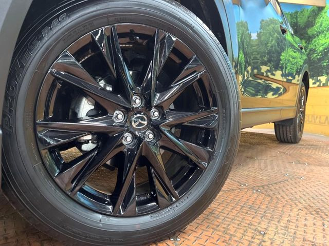 �y�����A���~�z�C�[���z�O�ςɃ}�b�`���������A���~�z�C�[���𑕒����Ă���܂��B�e��ЊO�A���~�z�C�[����A�X�^�b�h���X�^�C�����戵�����Ă���܂��B���񂲑��k����������