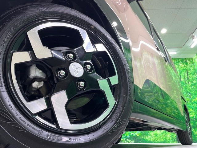 �y����14�C���`�A���~�z�C�[���z�O�ςɃ}�b�`���������A���~�z�C�[���𑕒����Ă���܂��B�e��ЊO�A���~�z�C�[����A�X�^�b�h���X�^�C�����戵�����Ă���܂��B���񂲑��k����������