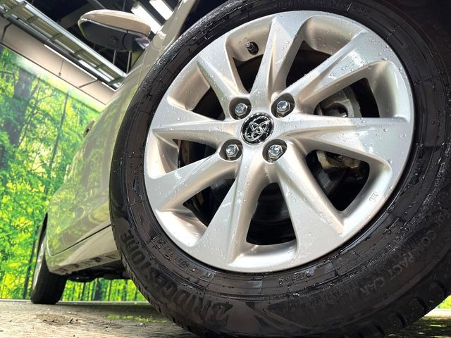 �y����15�C���`�A���~�z�C�[���z�O�ςɃ}�b�`���������A���~�z�C�[���𑕒����Ă���܂��B�e��ЊO�A���~�z�C�[����A�X�^�b�h���X�^�C�����戵�����Ă���܂��B���񂲑��k����������