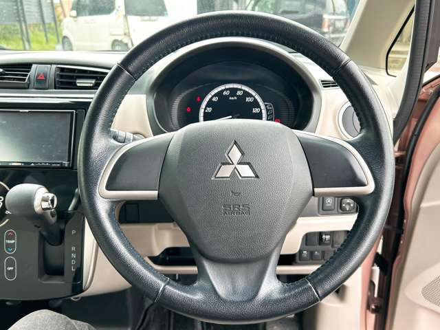 お客様のご予算帯に合わせたお車を常時100台以上取り揃えています!当社のスタッフがお客様のお車選びをしっかりサポートしご提案させていただきます!