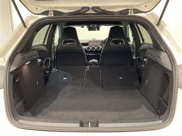 AクラスA180 スタイル AMGライン