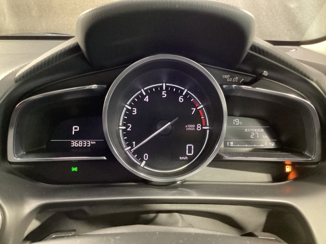 デミオ1.5 15S ノーブル クリムゾン