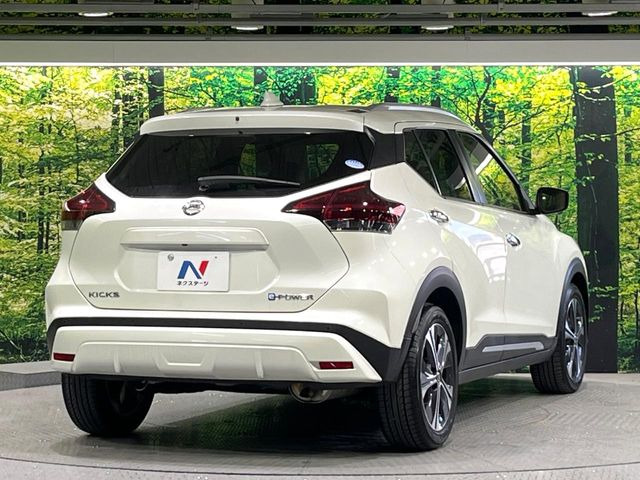 ☆全国のネクステージからお取り寄せが可能※!遠方の店舗に展示してあるクルマが気になる場合も、最寄りの店舗でご覧いただくことが可能です!是非私たちに要望をお聞かせください!※別途費用