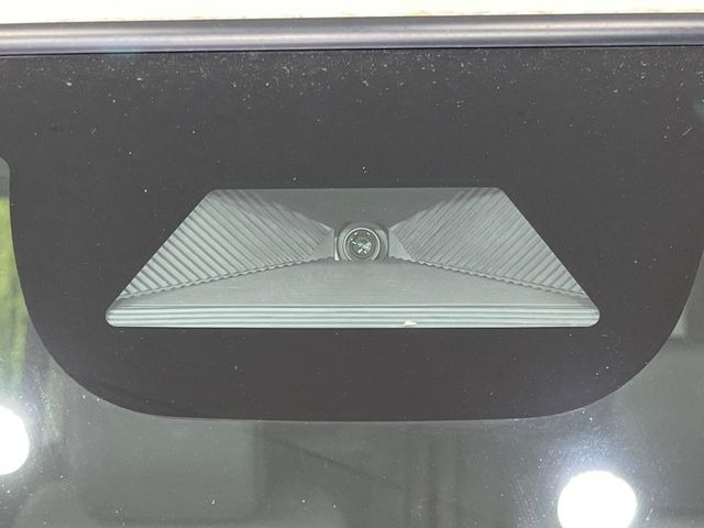 �y�z���_�Z���V���O�z���s���ɑO���̎ԗ�����F�����A�Փ˂������Ȏ��͌x��ƃu���[�L�ŏՓˉ���Ɣ�Q�y�����A�V�X�g�B�����S�Ƀh���C�u�����y���݂��������܂��B