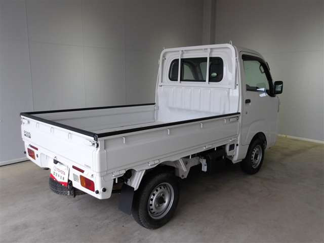 ピクシストラックスタンダード 4WD