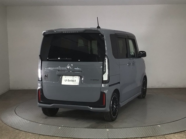 N-BOXカスタムターボ コーディネートスタイル モノトーン