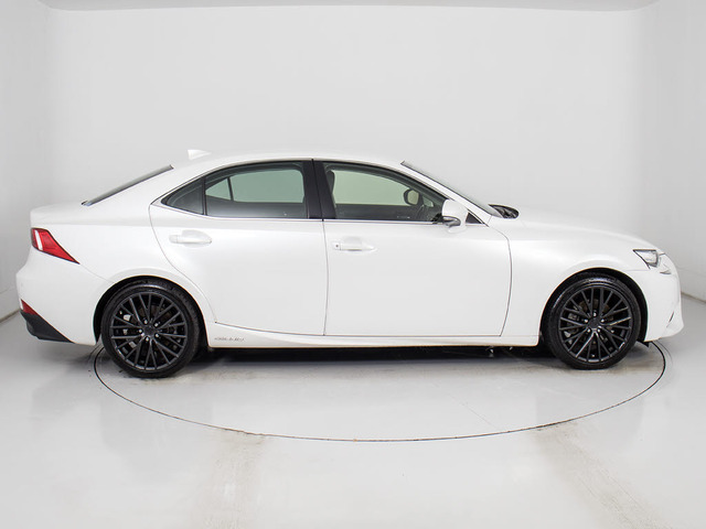 18�C���`�A���~!!�A���~�z�C�[���̕ύX���\�ł�!���q�l�̂��D�݂�1����쐬�\�ƂȂ�܂�!���ڍׂ̓X�^�b�t�܂ł��q�˂��������B