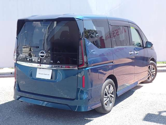 セレナ2.0 ハイウェイスターV