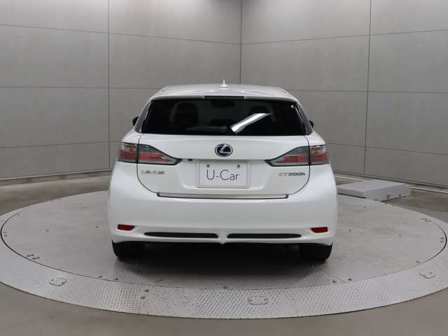 CT200h Fスポーツ