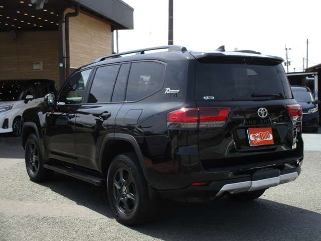 お電話はフリーダイヤルでどうぞ★0078-6002-334194★(携帯PHS可) ★場所は、国体道路沿い パークドーム(KKウイング)そば オレンジの旗が目印です★