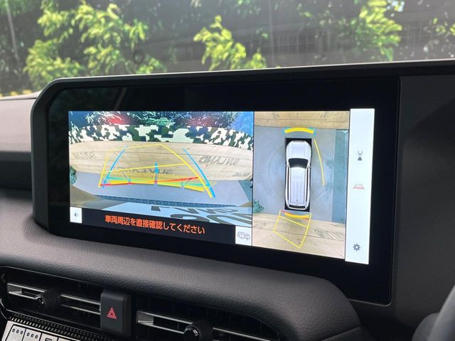 �y�p�m���~�b�N�r���[���j�^�[�z��p�̃J�����ɂ��A�ォ�猩���낵���悤�Ȏ��_��360�x�N���}�̎��͂��m�F���邱�Ƃ��ł��܂������p�������m�F���₷���A�����ꏊ�ł̐؂�Ԃ��⒓�Ԃ��X���[�Y�ɍs���܂��B