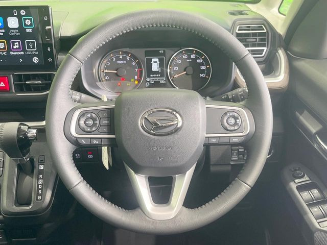 �y�����v�����X�e�A�����O�z�㎿�Ȋv���g�p���邱�ƂŁA��ɂ����������݂ƂĂ��^�]���₷���n���h���ł���