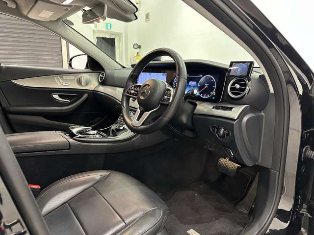 EクラスE220d アバンギャルド