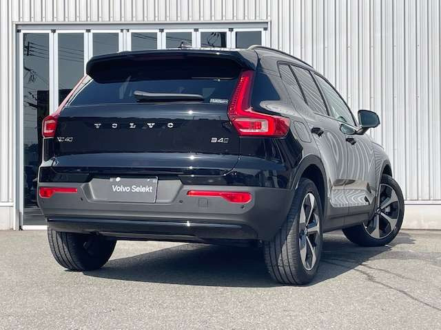 XC40ウルトラ B4 AWD 4WD
