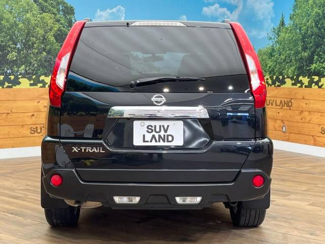 安心の最長10年・走行無制限保証(有償)をご用意。保証内容も充実はもちろん、無料点検&オイル交換や、年中無休の全国・24時間ロードサービスも付帯されておりますのでご安心下さい。