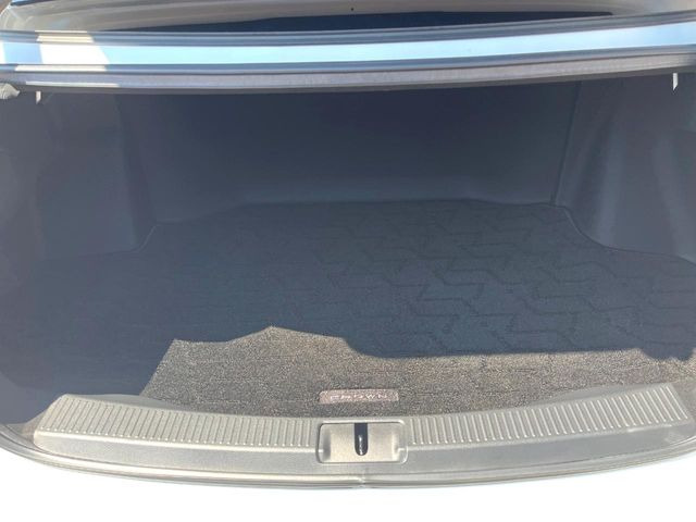 ���i�̂���������ʋ΁A���}���ɏ\���ȉ׎��X�y�[�X���m�ۂ��Ă���܂��B