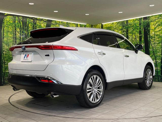 ☆全国のネクステージからお取り寄せが可能※!遠方の店舗に展示してあるクルマが気になる場合も、最寄りの店舗でご覧いただくことが可能です!是非私たちに要望をお聞かせください!※別途費用